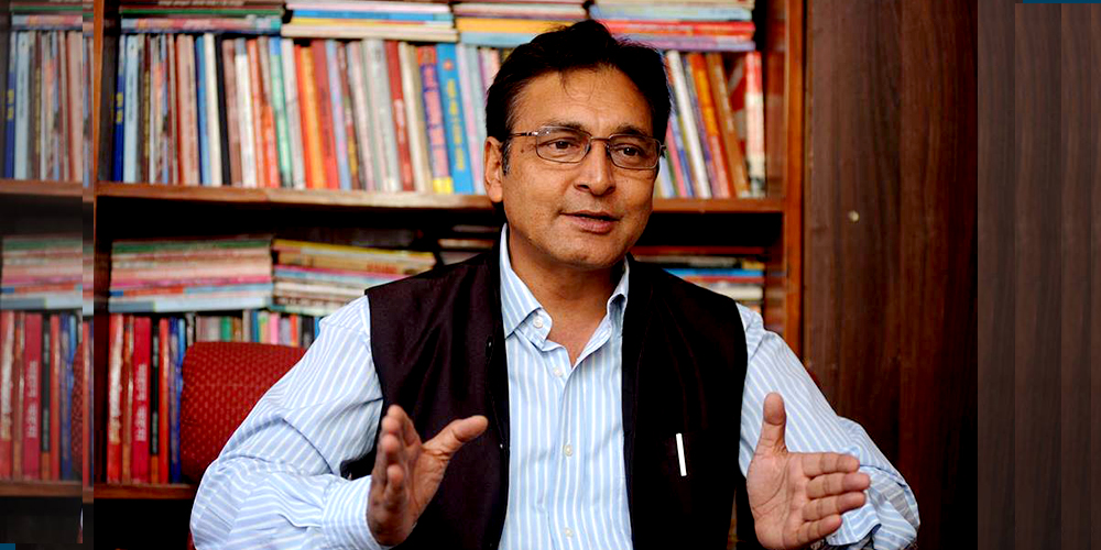 प्रचण्डजी त नेपाललाई पेरु बनाउनेवाला थिए, हामीले शान्ति प्रक्रियामा ल्याएका हौँ : टोपबहादुर रायमाझी [अन्तर्वार्ता]